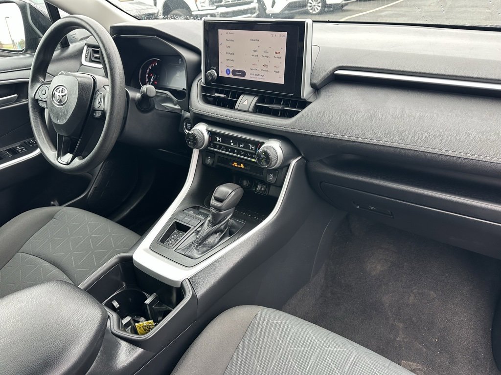 Used 2023 Toyota RAV4 XLE image 14
