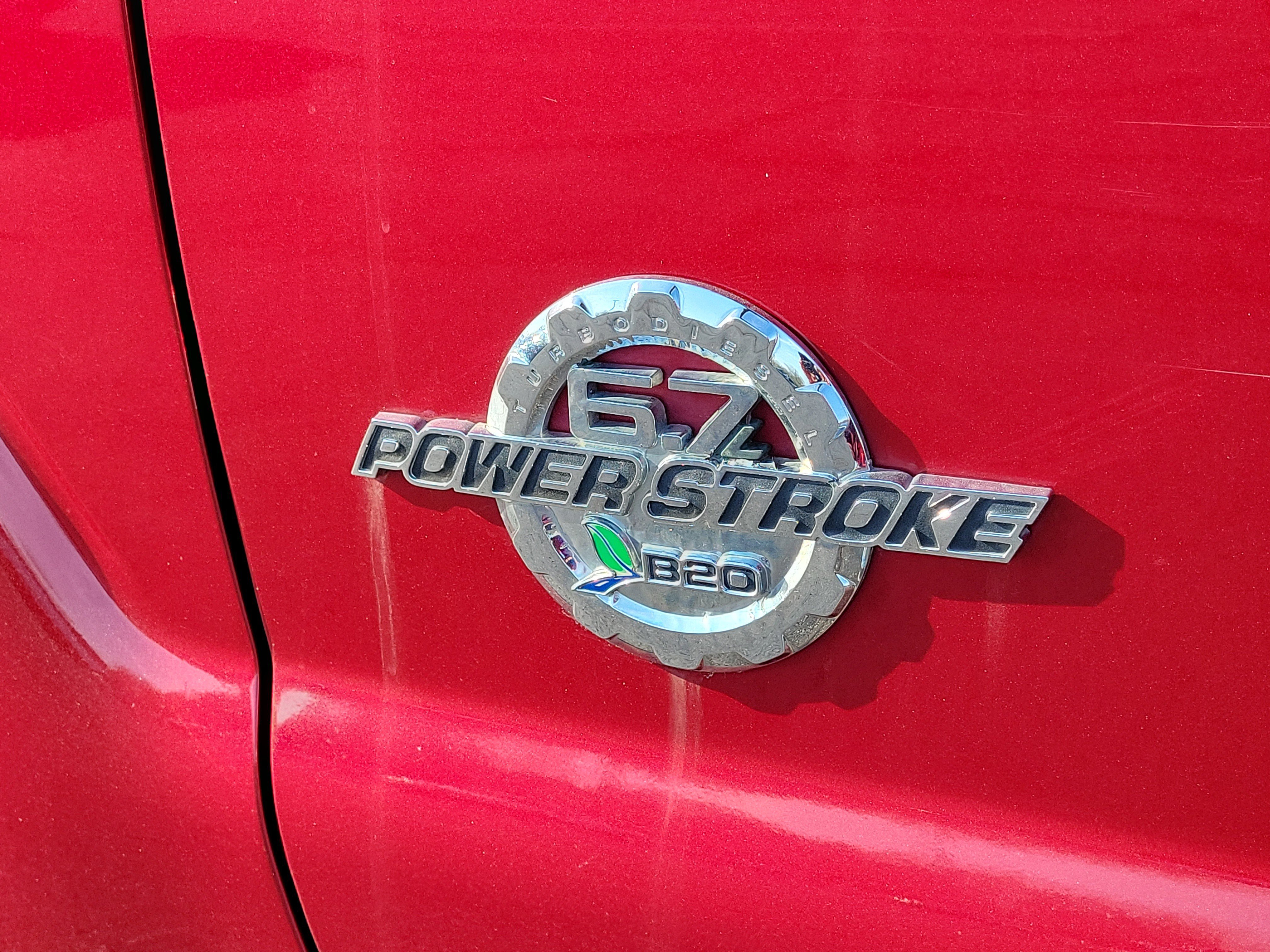 Used 2015 Ford F250 Lariat w/ Chrome Package image 32