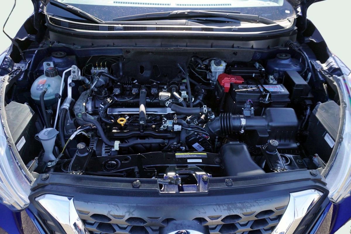 Used 2020 Nissan Kicks SV FWD image 12