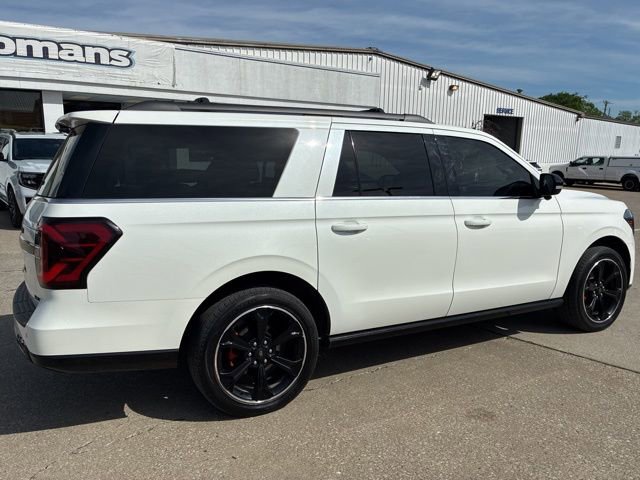 Used 2022 Ford Expedition Max Limited image 6