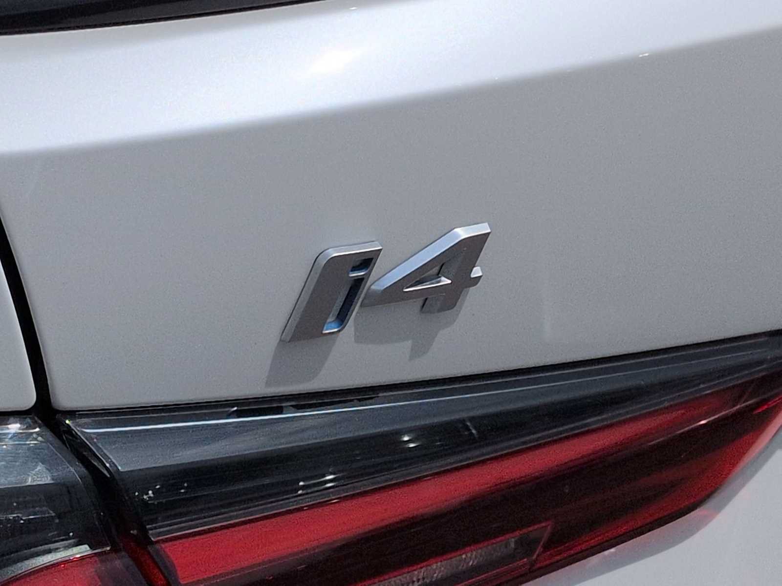 Used 2023 BMW i4 eDrive40 w/ M Sport Package RWD image 13