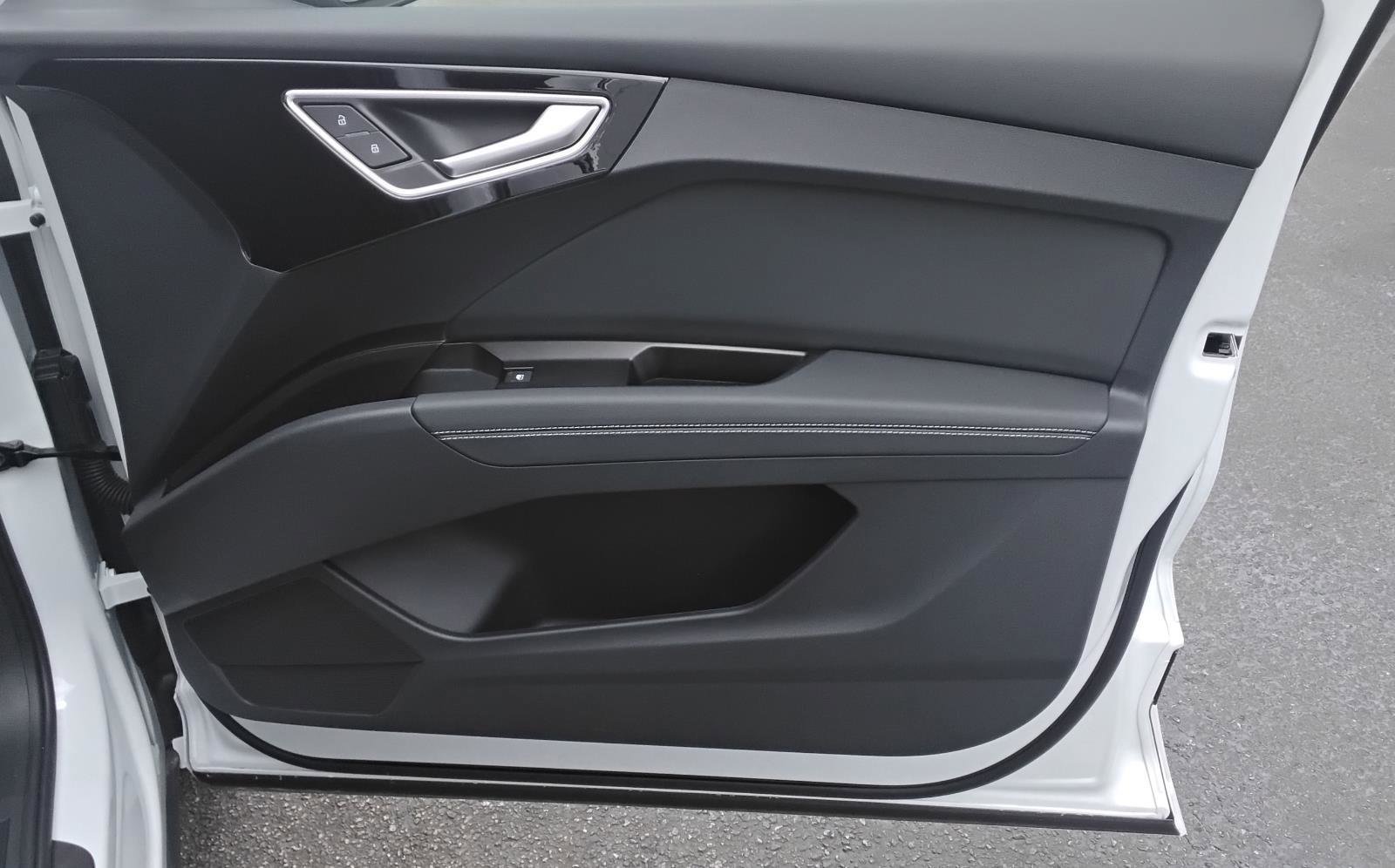 Certified 2025 Audi Q4 e-tron Premium Plus w/ Premium Plus image 24