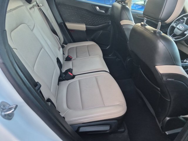 Certified 2020 Ford Escape Titanium w/ Titanium Premium Package 2.0 AWD/4WD image 20