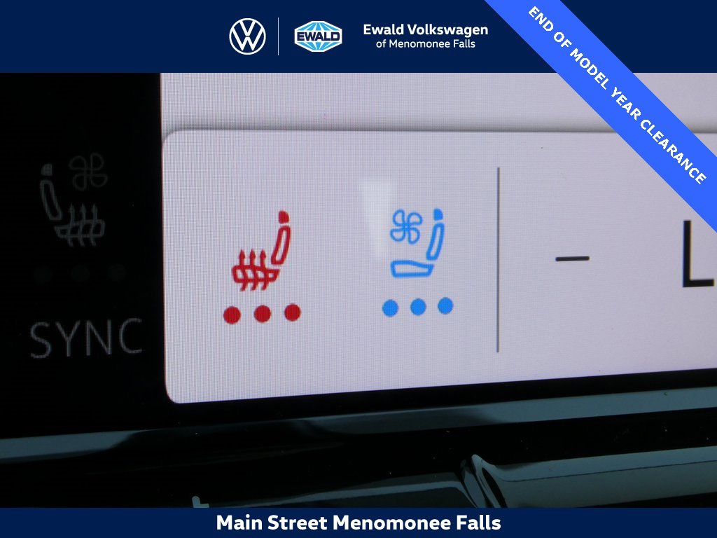 New 2025 Volkswagen Atlas Cross Sport SE image 41