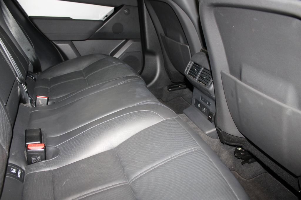 Used 2024 Land Rover Range Rover Velar S image 26