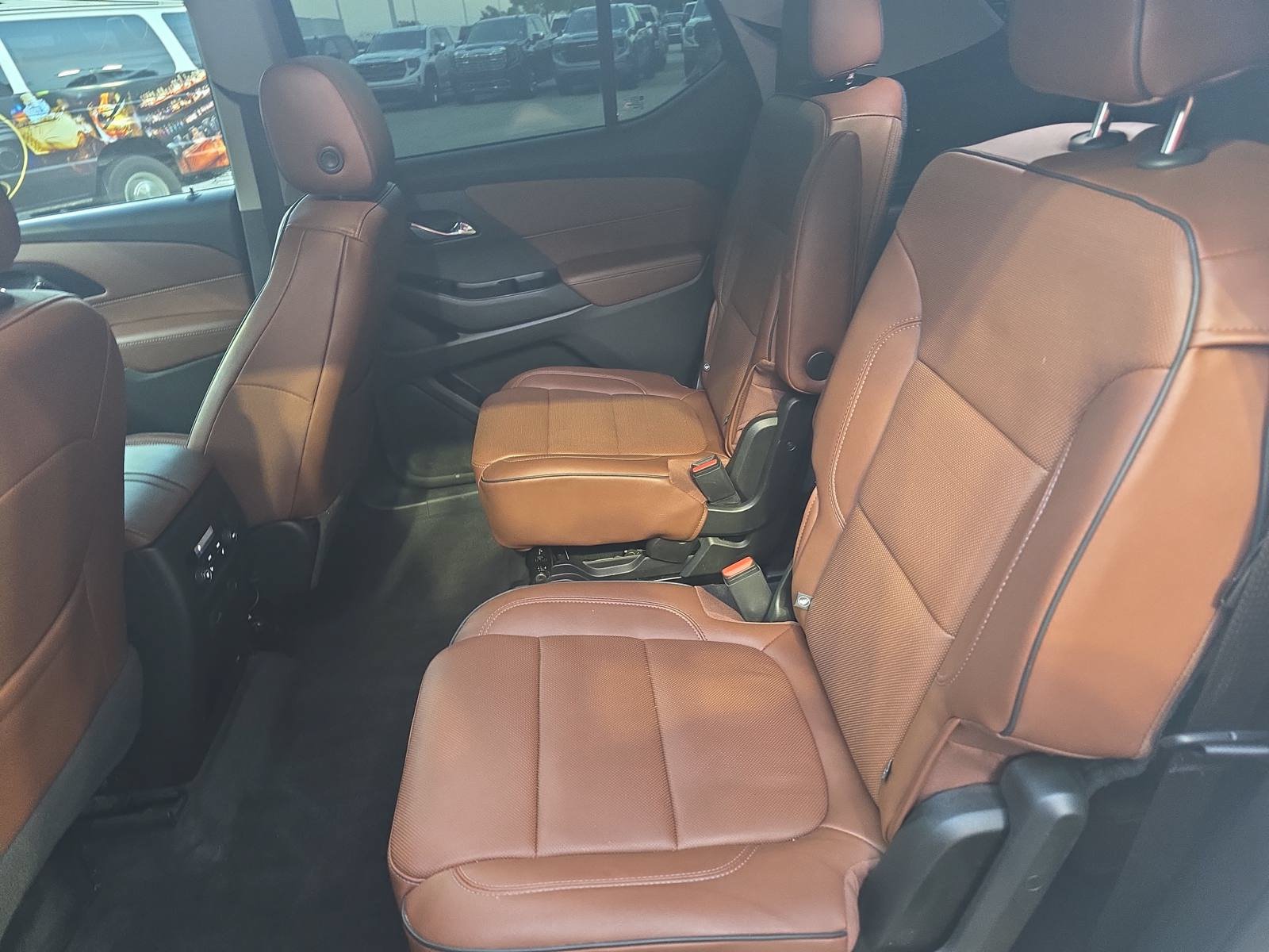 Used 2019 Chevrolet Traverse High Country AWD/4WD image 14