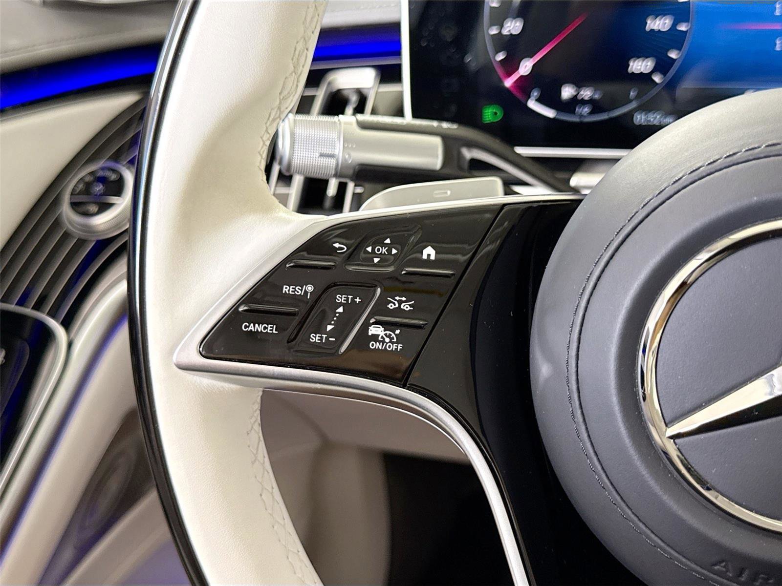 Used 2025 Mercedes-Benz Maybach S 680 4MATIC image 23