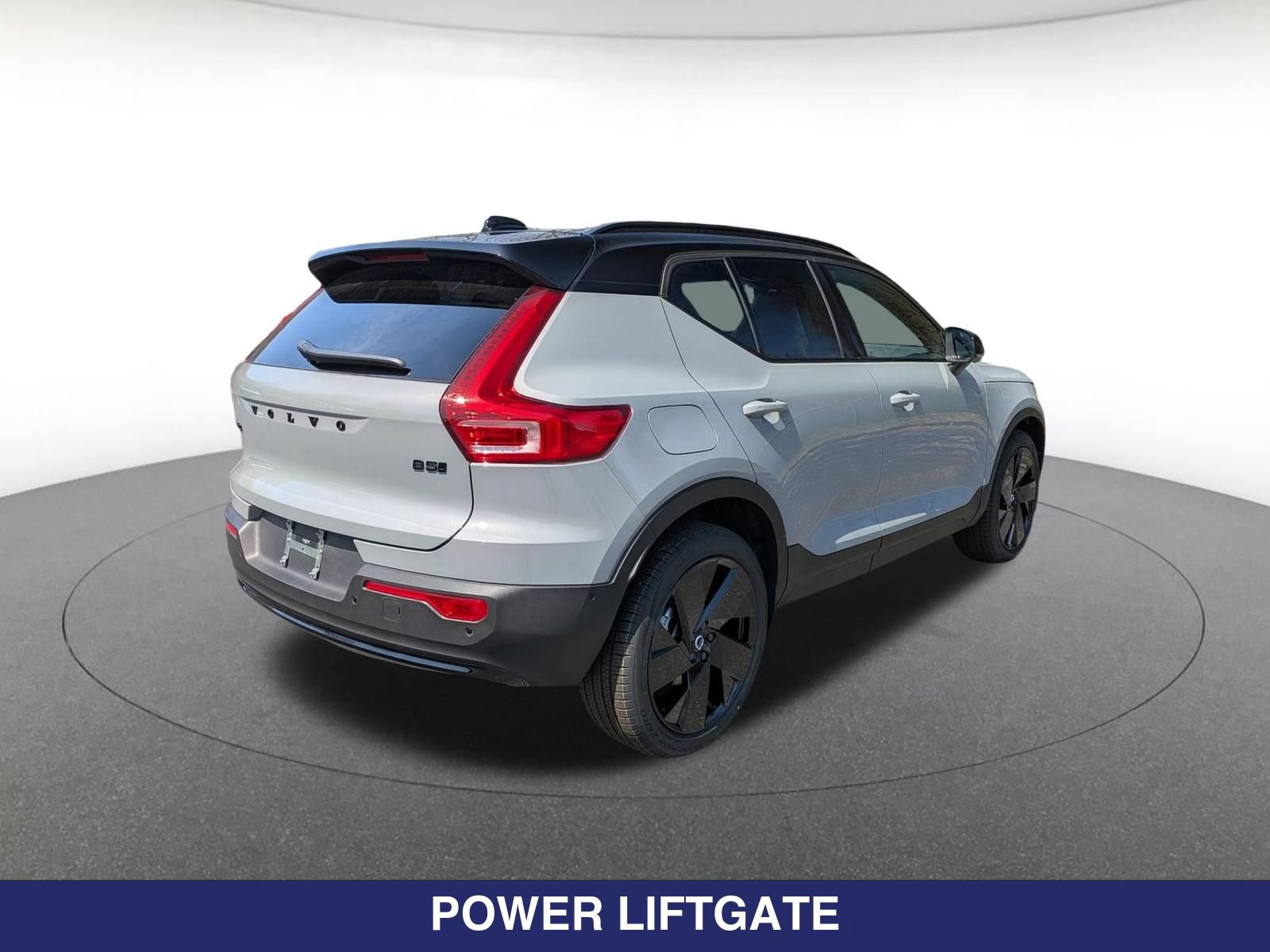 New 2026 Volvo XC40 B5 Ultra w/ Climate Package AWD/4WD image 5