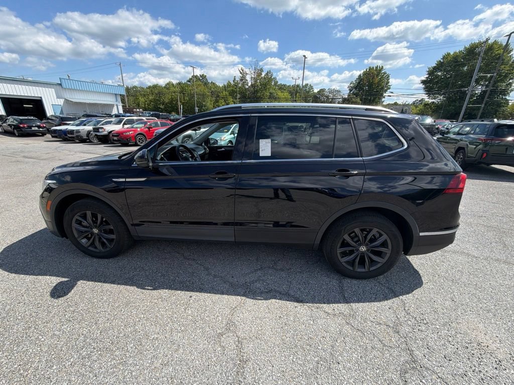 Used 2022 Volkswagen Tiguan SE AWD/4WD image 5