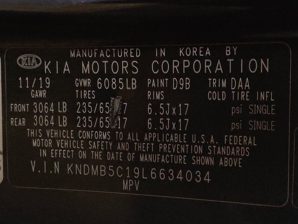 Used 2020 Kia Sedona LX FWD image 33