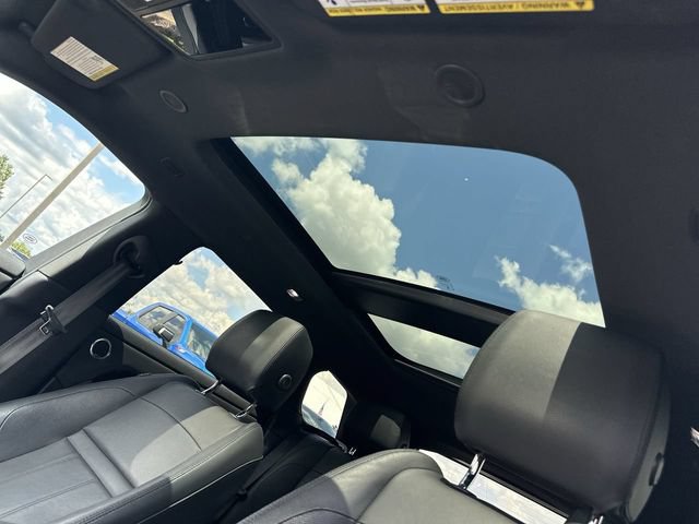 Used 2024 Land Rover Range Rover Evoque S AWD/4WD image 19