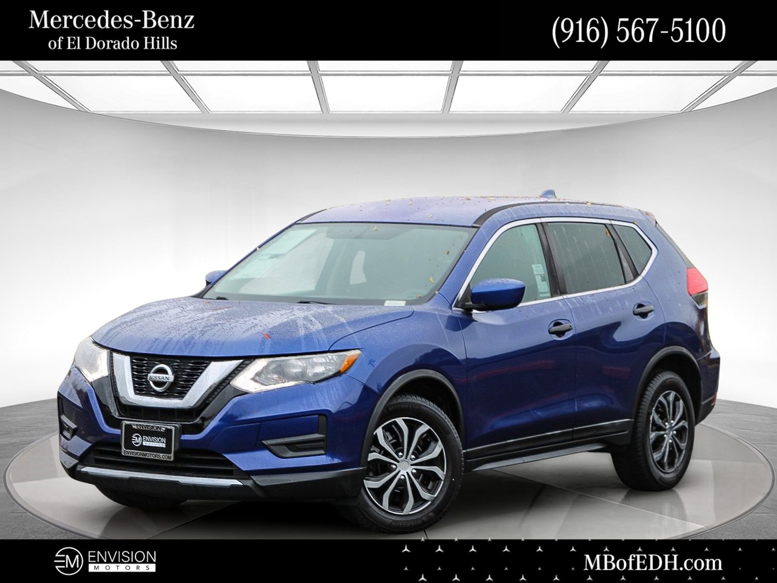 Used 2017 Nissan Rogue S image 1