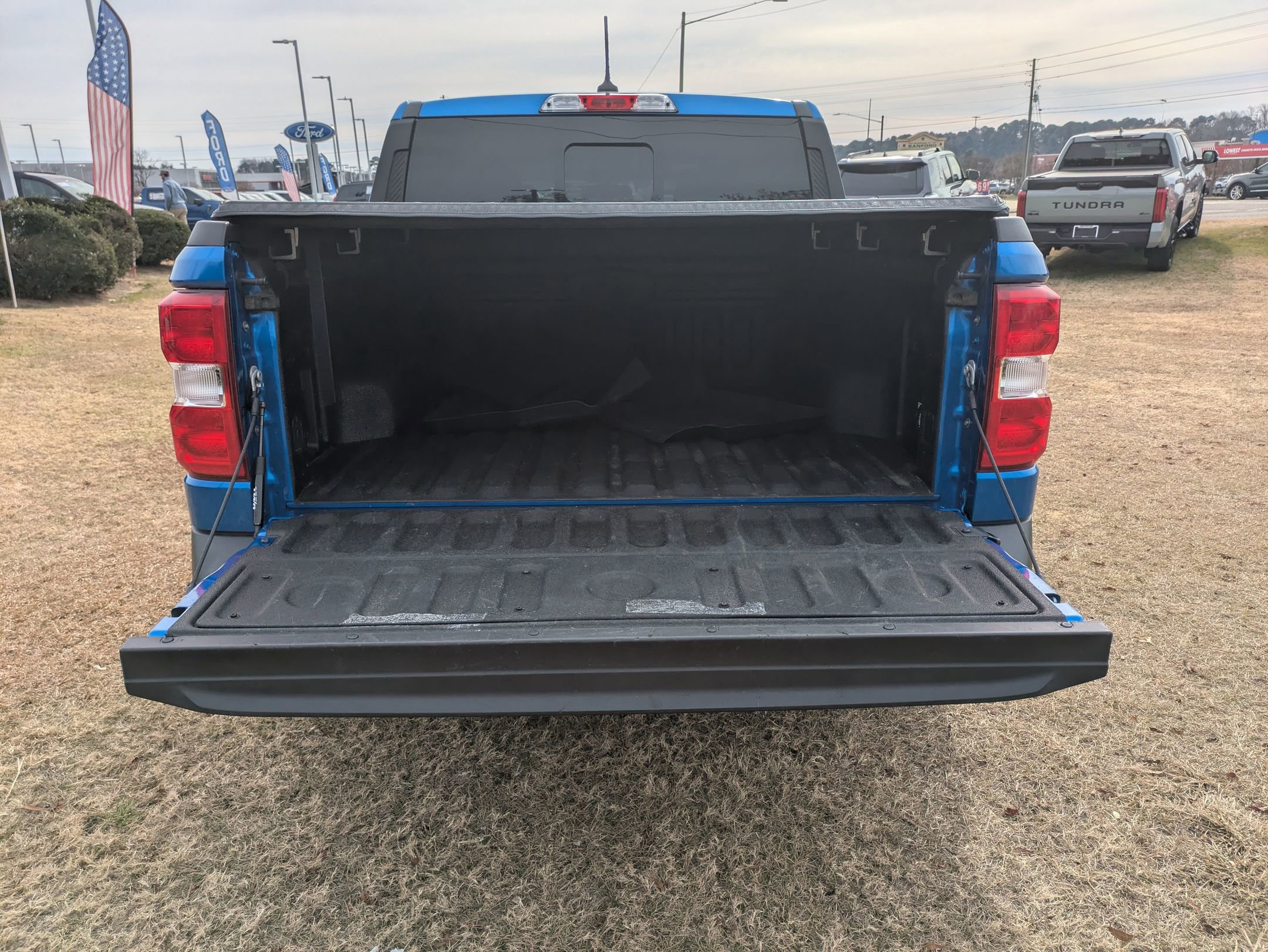 Used 2022 Ford Maverick Lariat w/ Lariat Luxury Package image 32