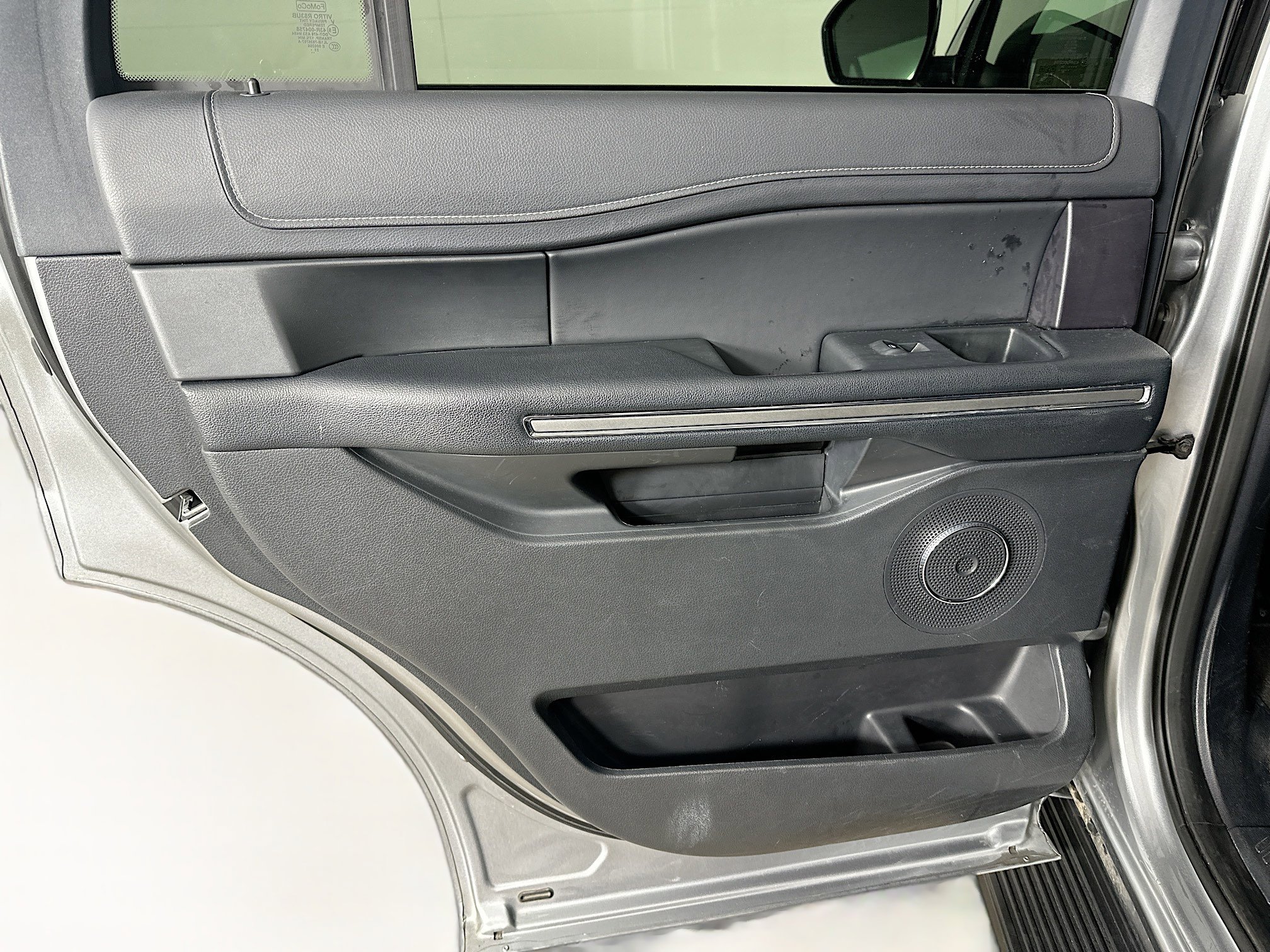 Used 2024 Ford Expedition XLT image 26