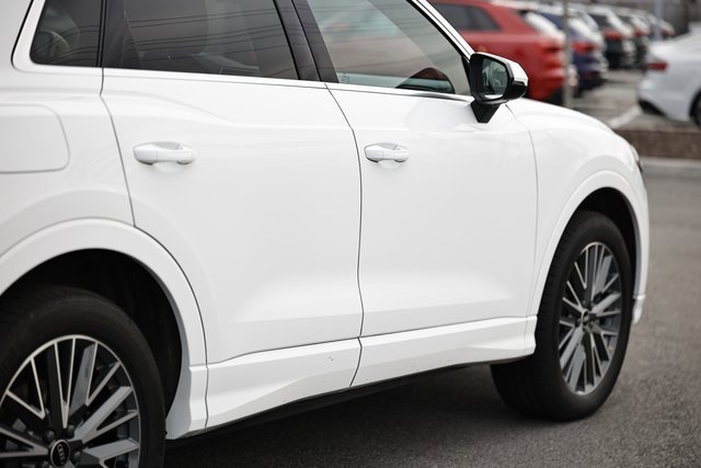 Used 2021 Audi Q3 2.0T Premium w/ Convenience Package image 8