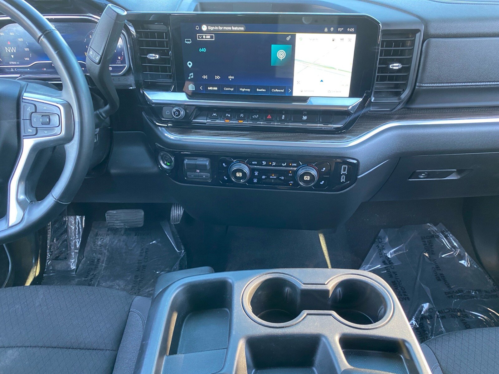 Used 2025 Chevrolet Silverado 1500 LT w/ Safety Package AWD/4WD image 11