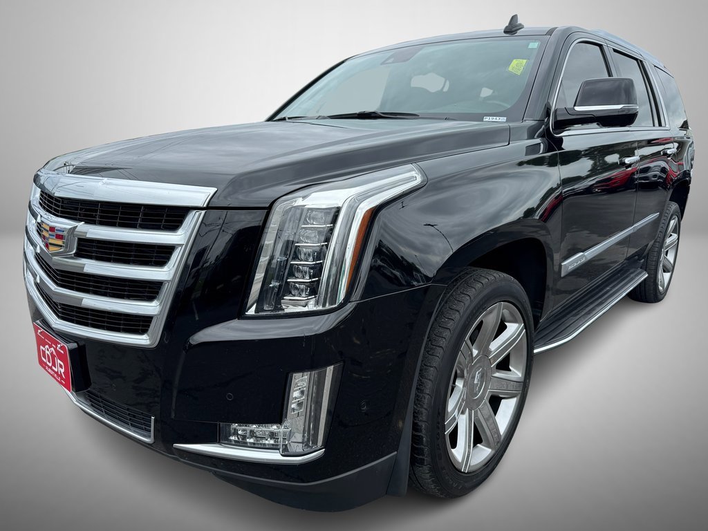 Used 2020 Cadillac Escalade Premium Luxury image 2