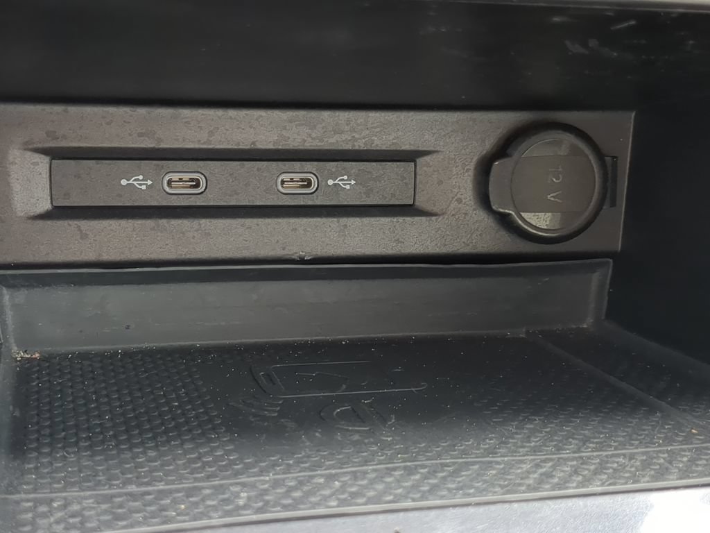 Certified 2022 Volkswagen Tiguan SE FWD image 23