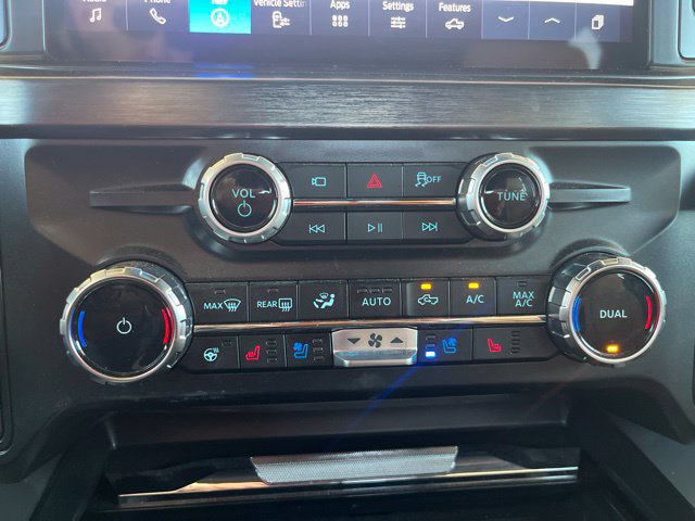 Used 2025 Ford F250 Lariat w/ Chrome Package AWD/4WD image 21