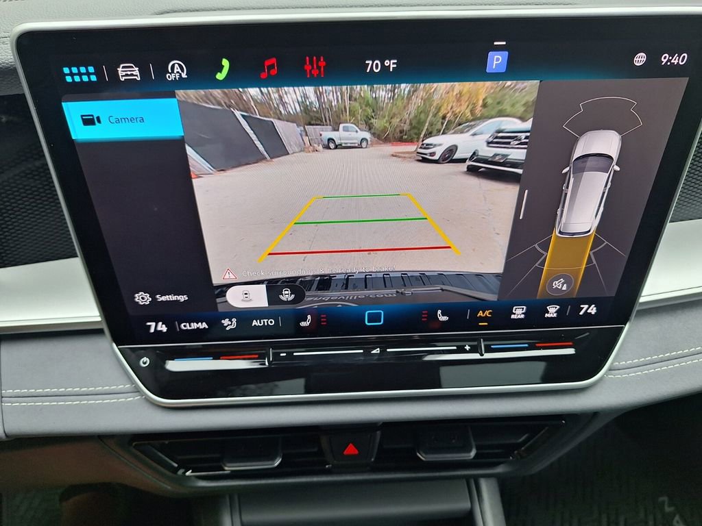 New 2026 Volkswagen Tiguan SE R-Line image 16