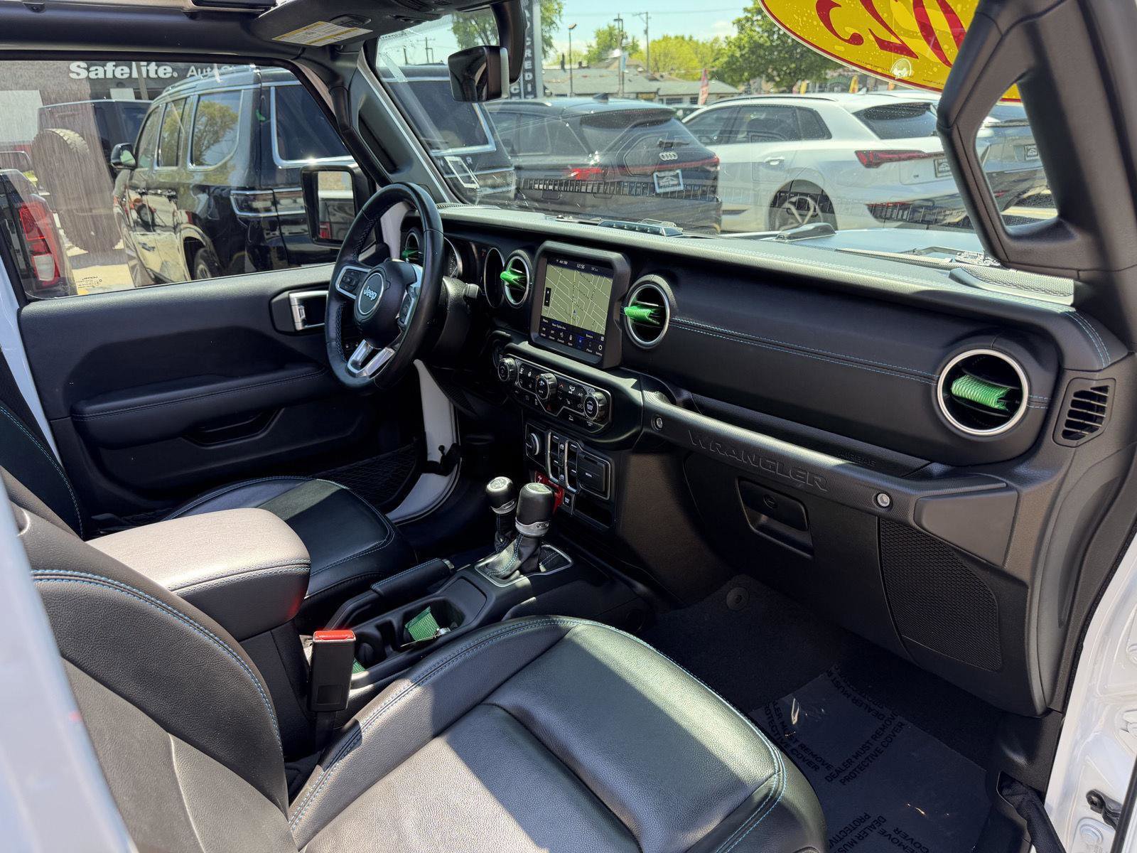 Used 2023 Jeep Wrangler Unlimited Rubicon 4xe w/ Cold Weather Group AWD/4WD image 26