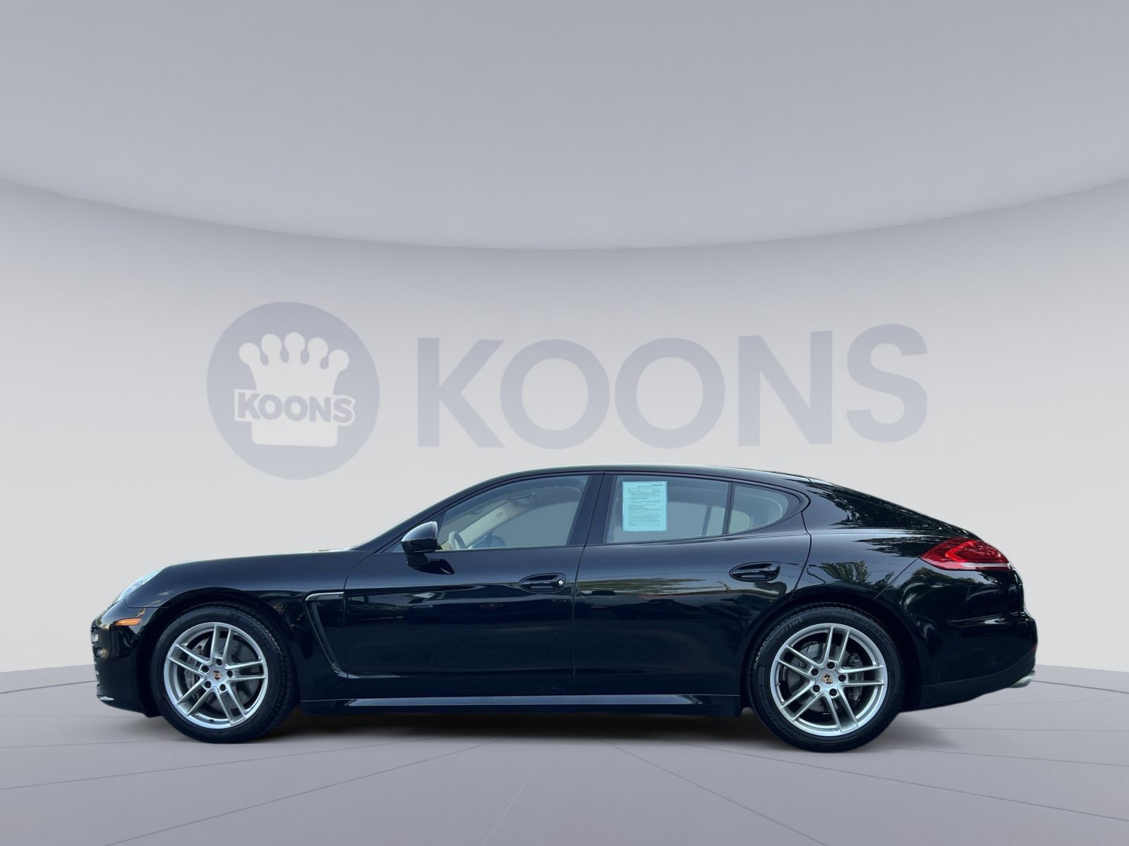 Used 2014 Porsche Panamera 4 AWD/4WD image 7