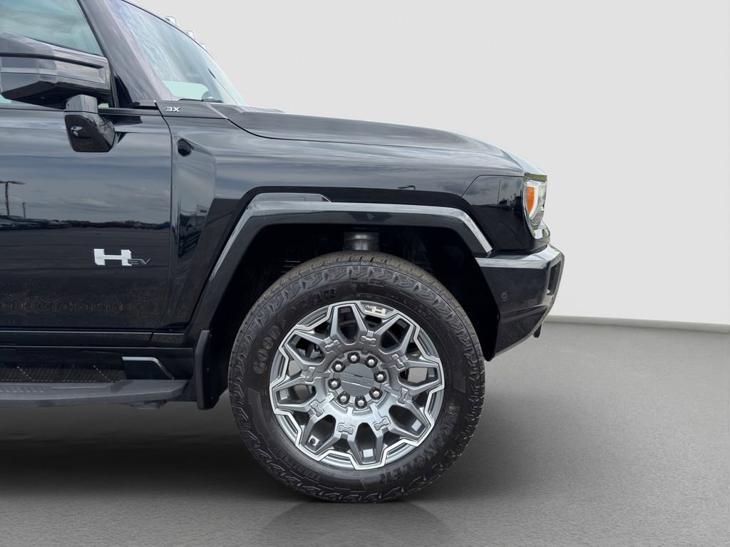 Certified 2024 GMC Hummer EV 3X AWD/4WD image 32