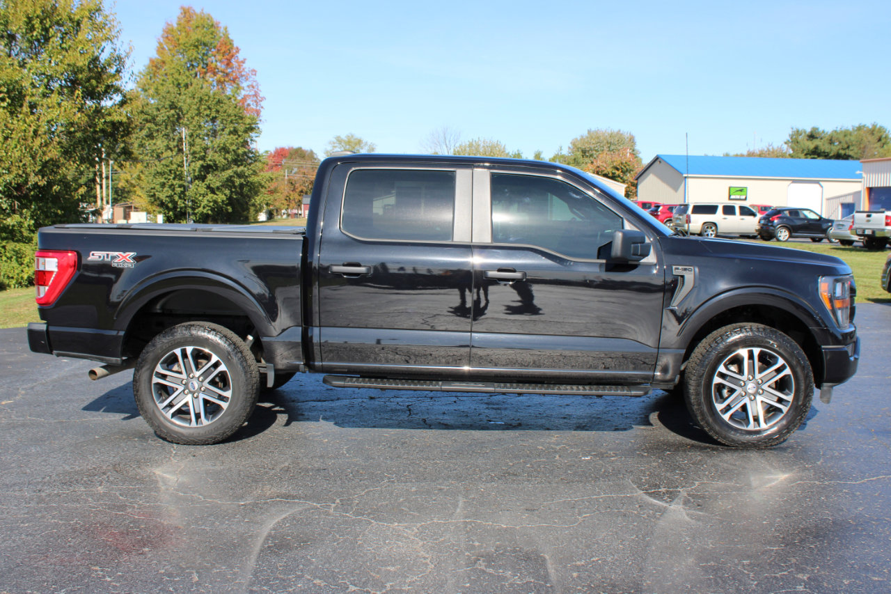 Used 2023 Ford F150 XL w/ STX Appearance Package image 3