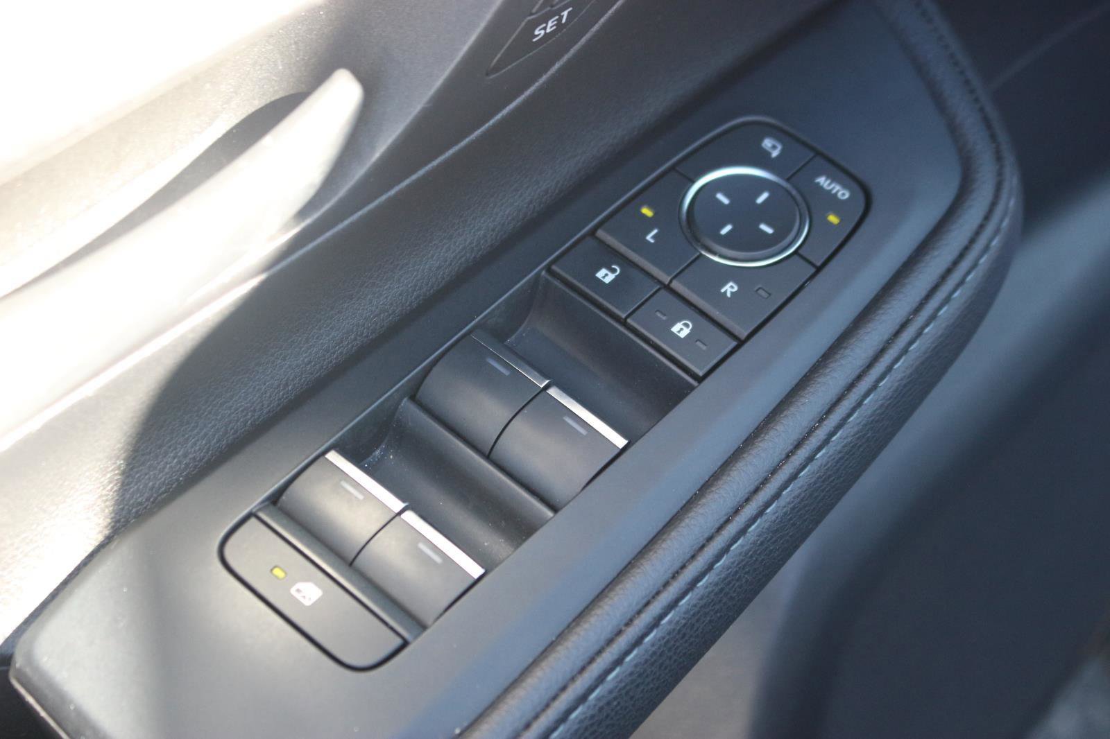 Used 2024 Toyota Grand Highlander Limited image 15