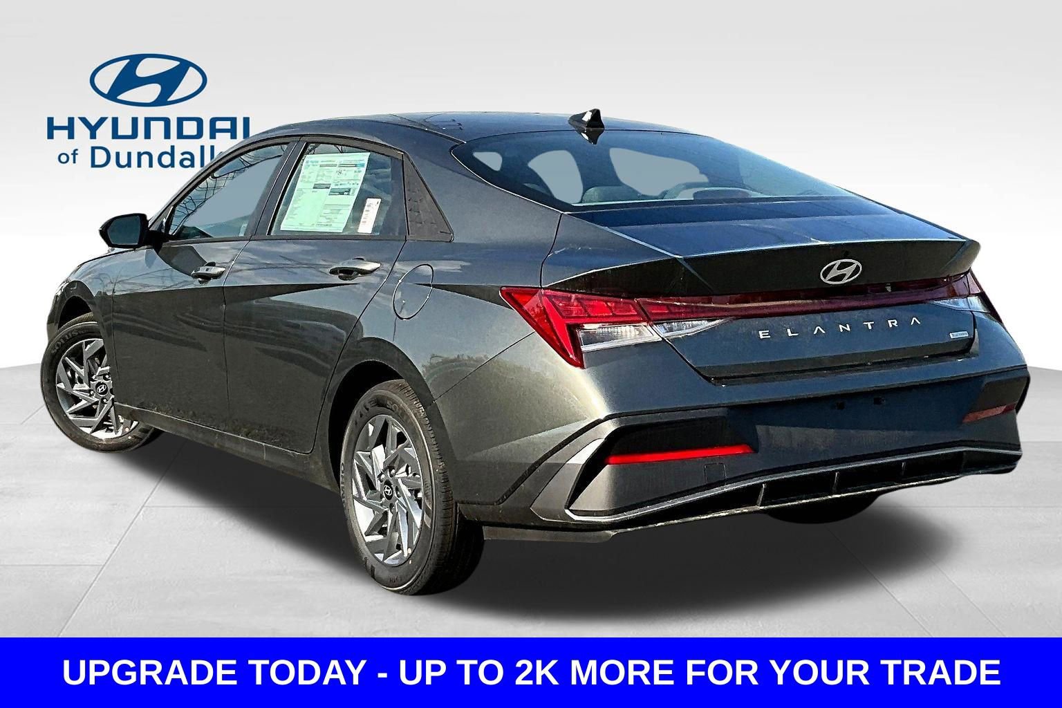 New 2026 Hyundai Elantra Hybrid FWD image 3