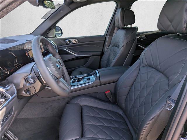 Used 2026 BMW X5 sDrive40i w/ M Sport Package image 4