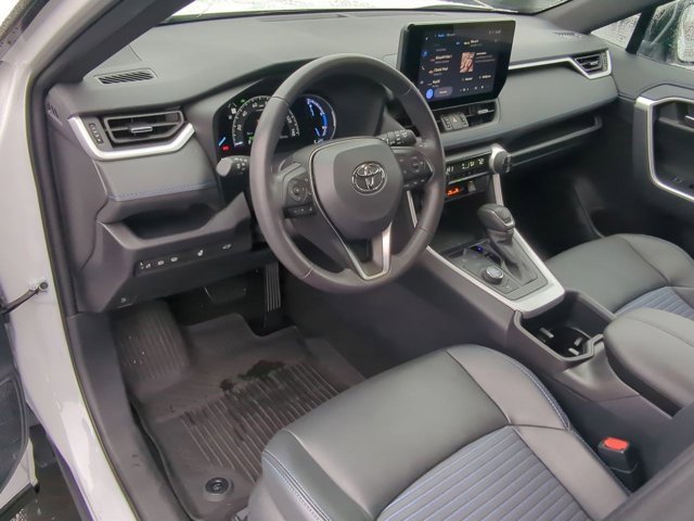 Certified 2025 Toyota RAV4 XSE image 9