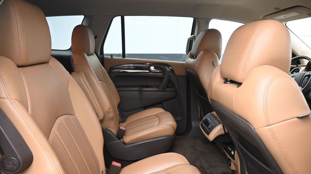 Used 2017 Buick Enclave Leather FWD image 13