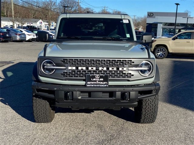 Used 2024 Ford Bronco Badlands image 2