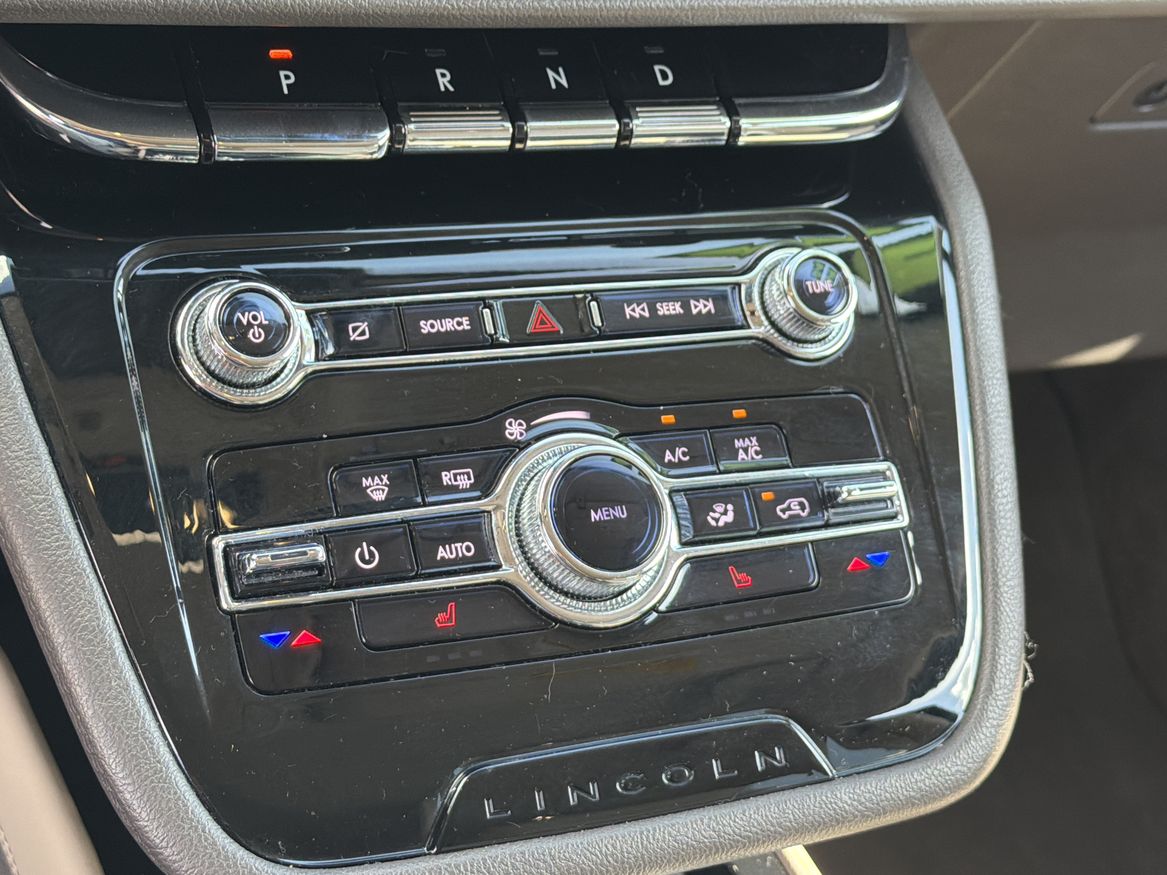 Used 2022 Lincoln Corsair FWD image 25