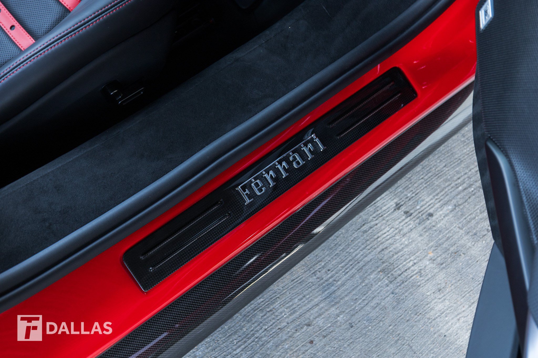 Used 2025 Ferrari 296 GTS RWD image 36