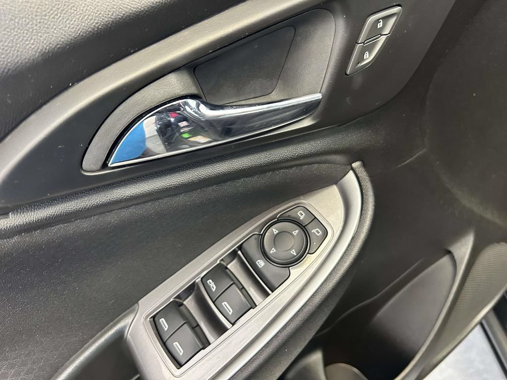 Used 2024 Chevrolet Malibu LT FWD image 17