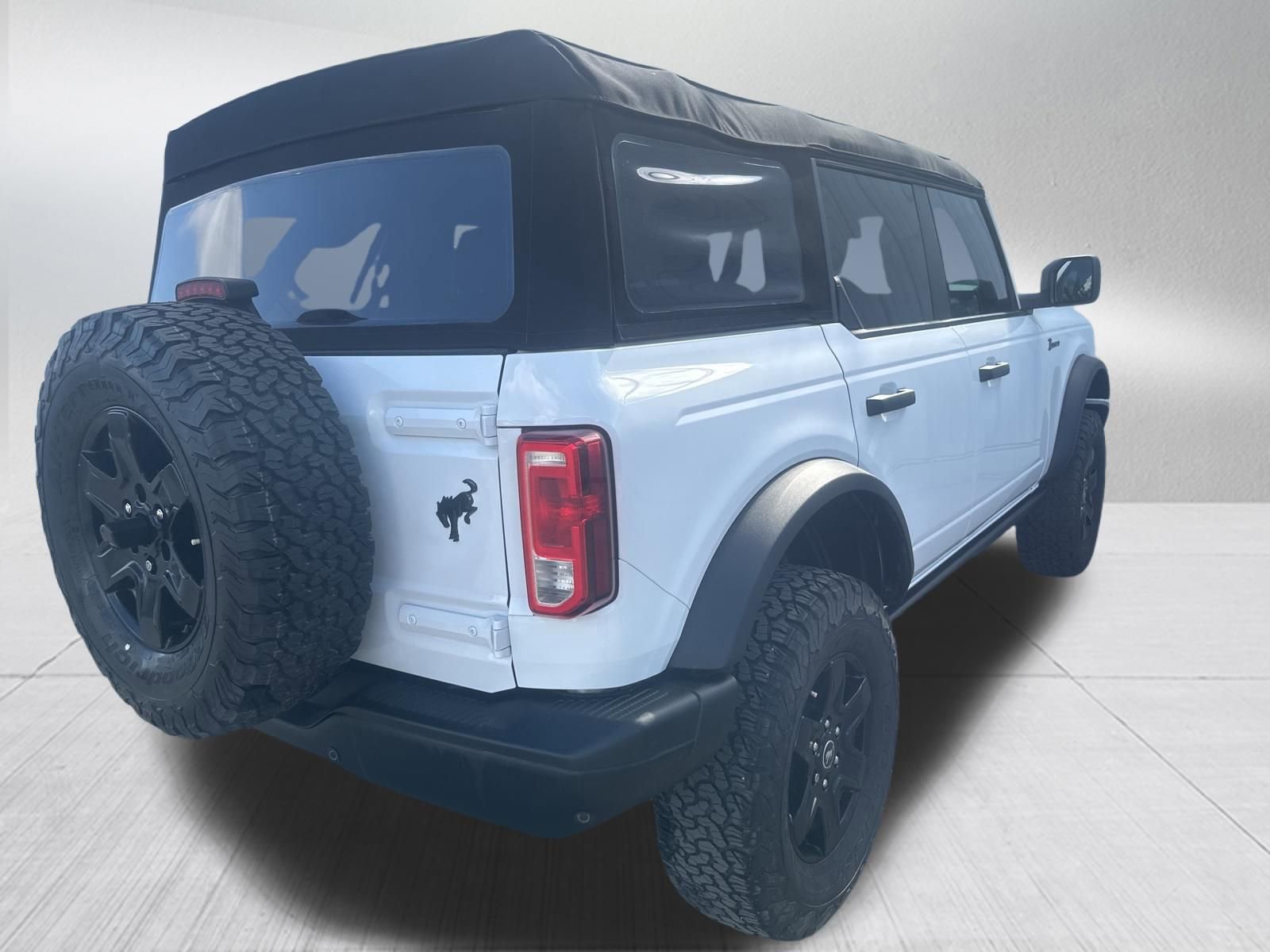 Used 2024 Ford Bronco Black Diamond AWD/4WD image 10