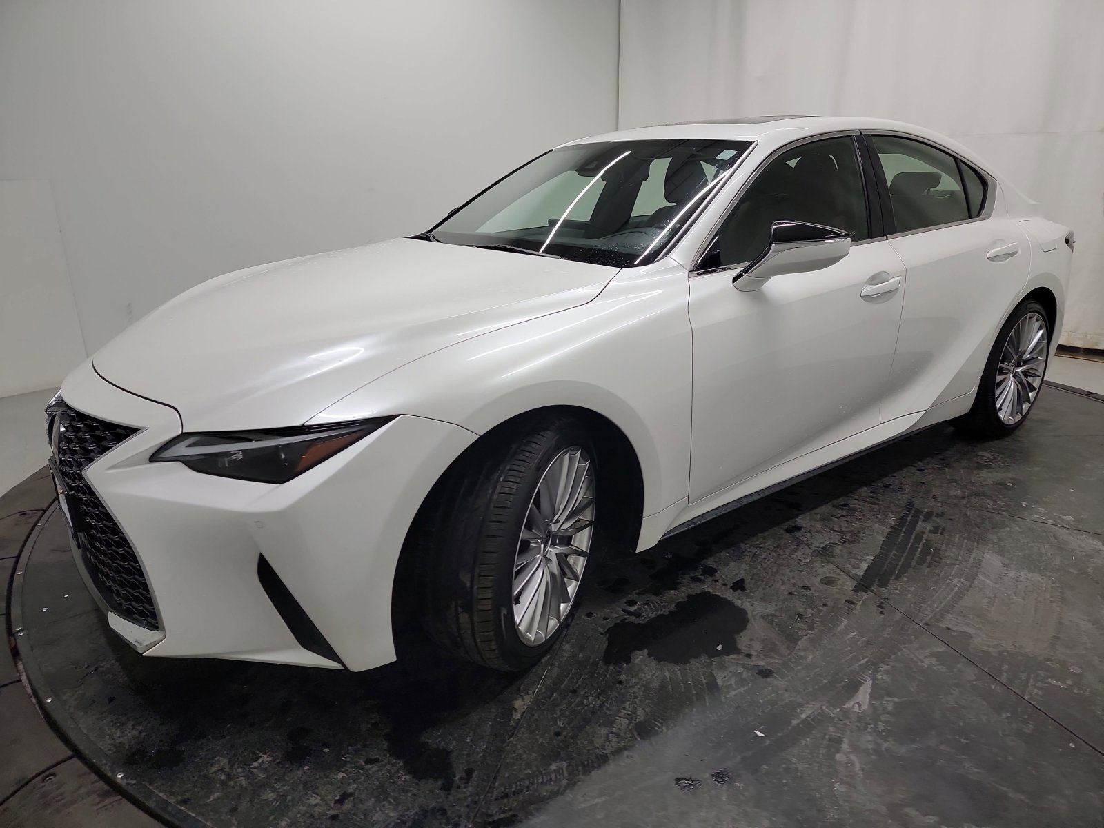 Used 2022 Lexus IS 300 AWD w/ Premium Package image 3