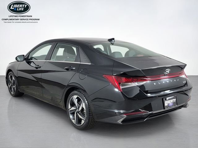 Used 2023 Hyundai Elantra Limited image 5