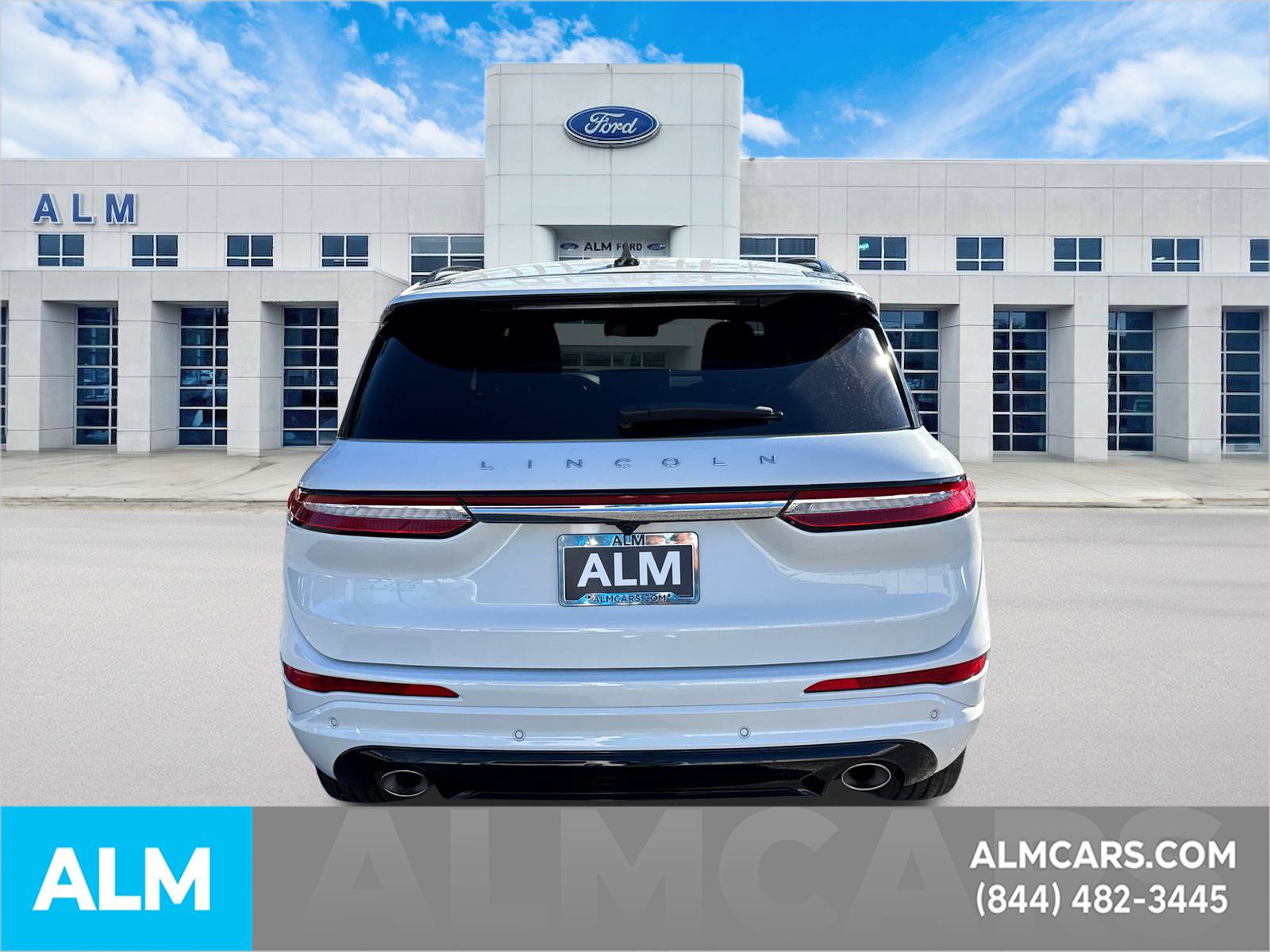 Used 2024 Lincoln Corsair Reserve w/ Jet Appearance Package AWD/4WD image 6