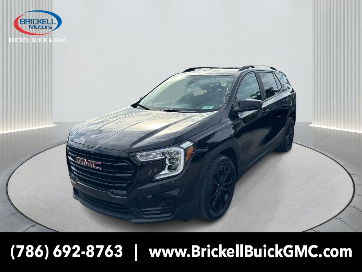 Used 2022 GMC Terrain SLE w/ Elevation Edition image 1