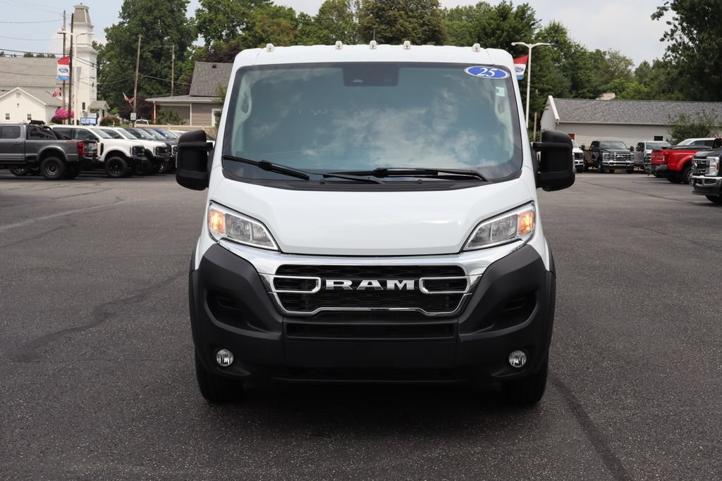 Used 2025 RAM ProMaster 2500 w/ U-Haul Equipment Group FWD image 12