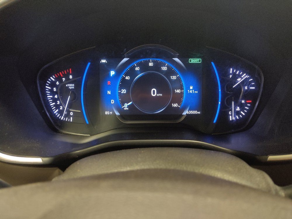 Used 2020 Hyundai Santa Fe Limited image 23