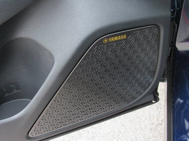 New 2026 Mitsubishi Outlander SE FWD image 12