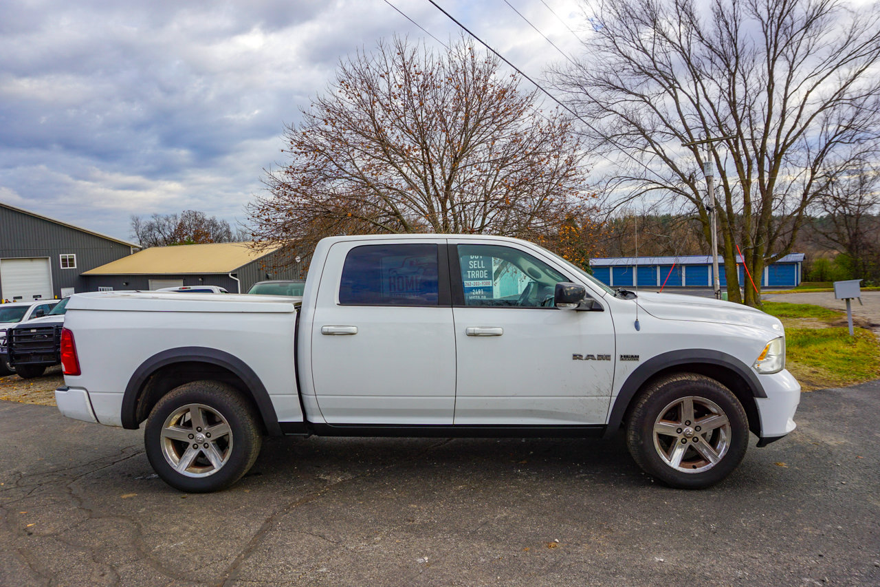 Used 2010 Dodge Ram 1500 Truck Sport image 2