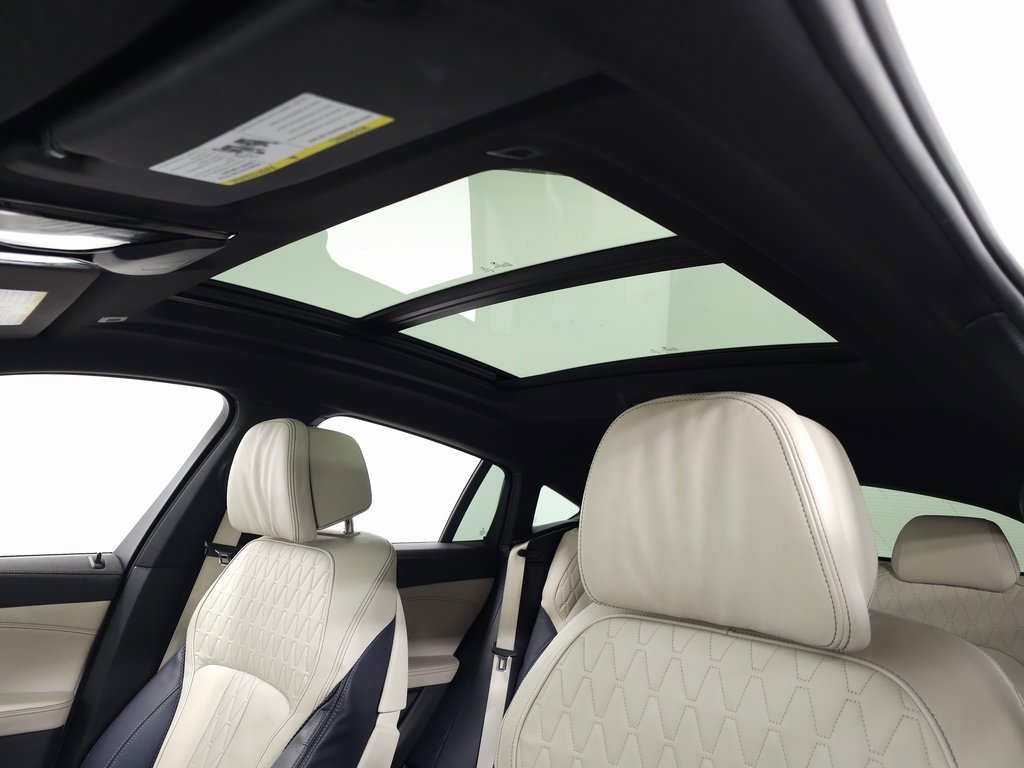 Used 2023 BMW X6 xDrive40i w/ M Sport Package image 16