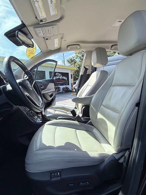 Used 2018 Buick Encore Premium image 10