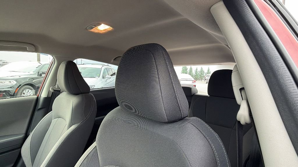 Used 2025 Subaru Crosstrek 2.0i Premium image 22