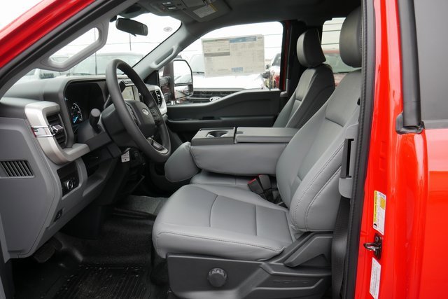 New 2026 Ford F350 XL w/ XL Chrome Package image 2